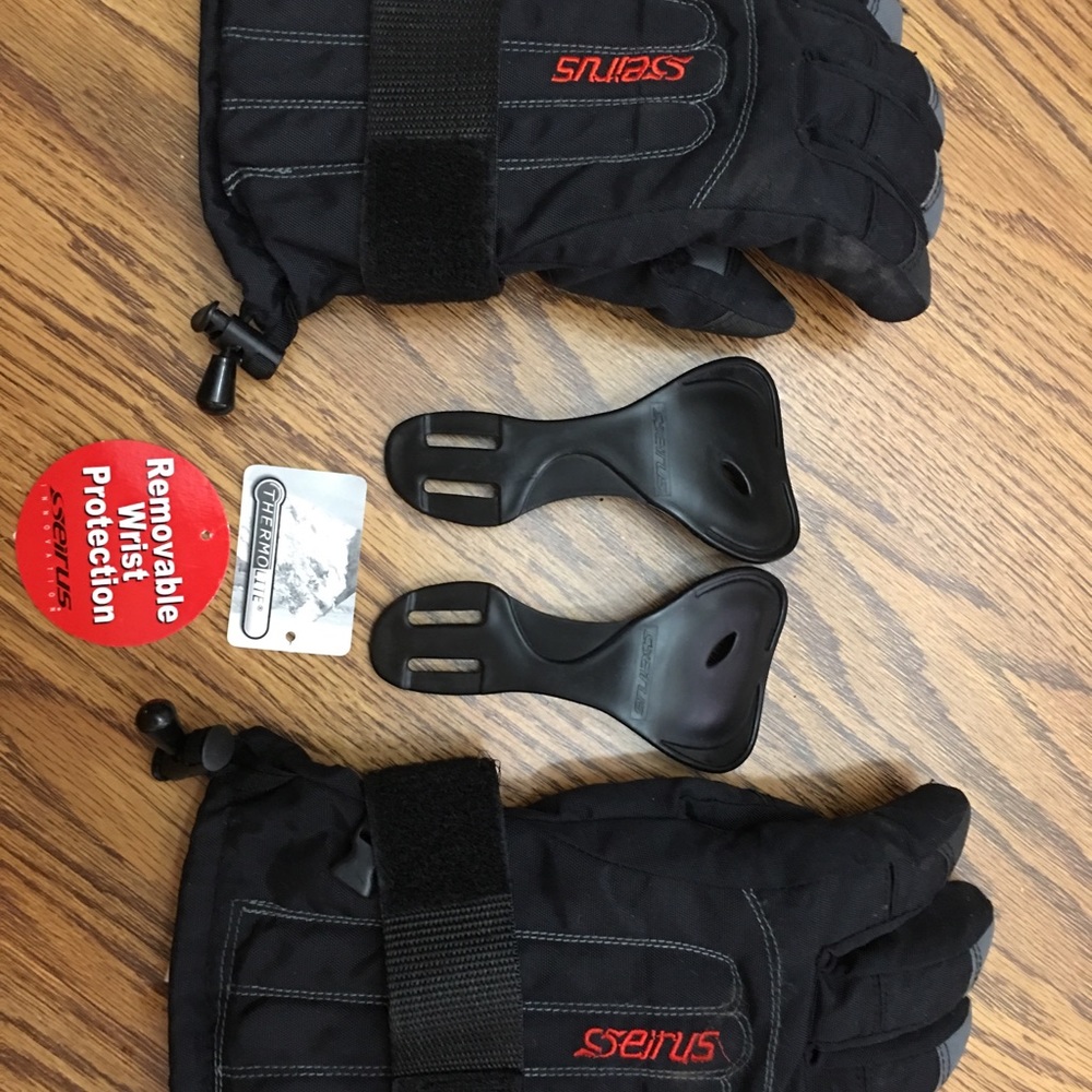 Seirus Innovation unisex glove